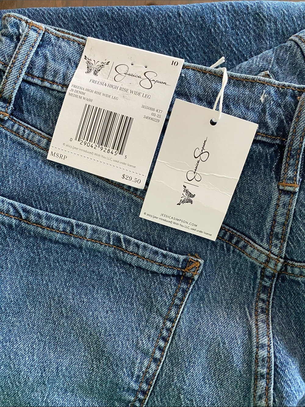 Jessica Simpson Freesia Wide Leg Jeans, size 10 - Picture 5 of 5